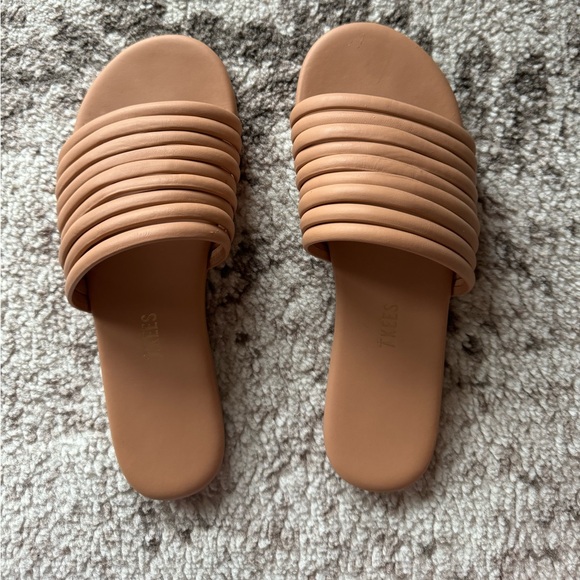 Tkees - Picture 4 of 5